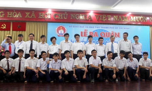 TP.Hồ Chí Minh: Lễ ra quân đội tuyển tham dự kỳ thi học sinh giỏi quốc gia năm học 2015-2016